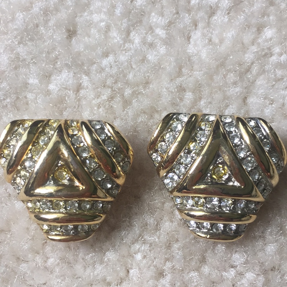 Vintage Goldtone and rhinestone earrings